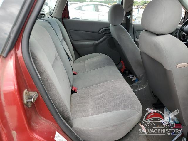 1FAHP3632YW250193 2000 FORD FOCUS photo no. 10