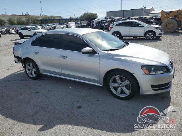 1VWAS7A36EC023897 2014 VOLKSWAGEN PASSAT photo no. 4