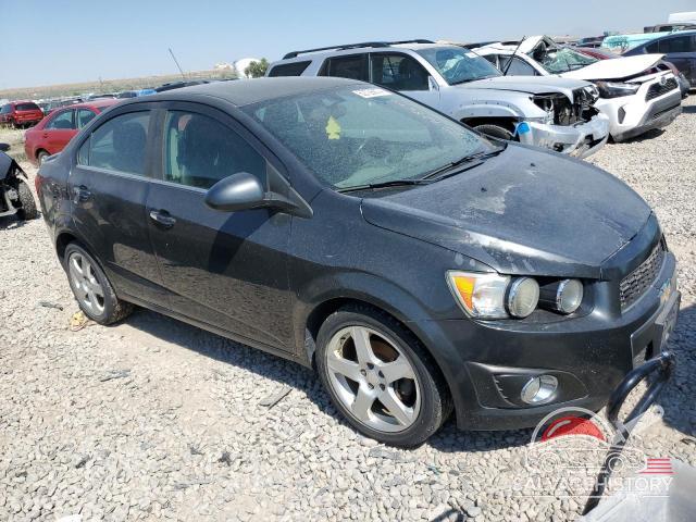 1G1JE5SB1F4106565 2015 CHEVROLET SONIC photo no. 4