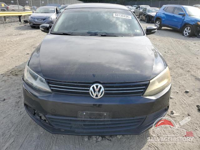 3VWDP7AJ9CM313186 2012 VOLKSWAGEN JETTA photo no. 5