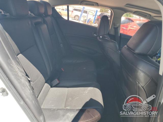 19VDE1F31FE002990 2015 ACURA ILX photo no. 10