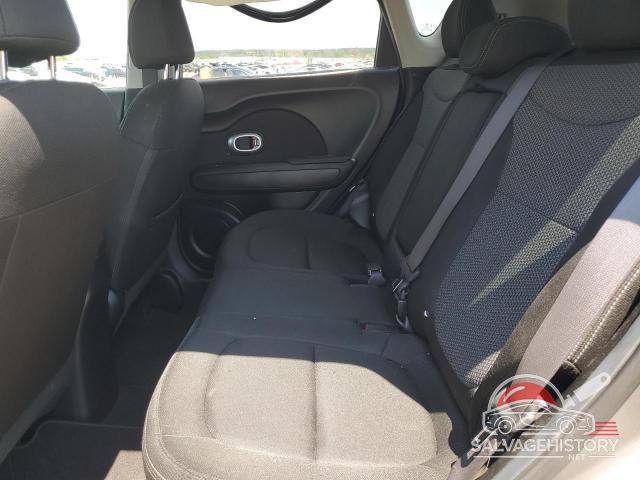 KNDJP3A58H7463759 2017 KIA SOUL photo no. 11