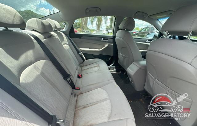 KMHE24L19GA008688 2016 HYUNDAI SONATA photo no. 6