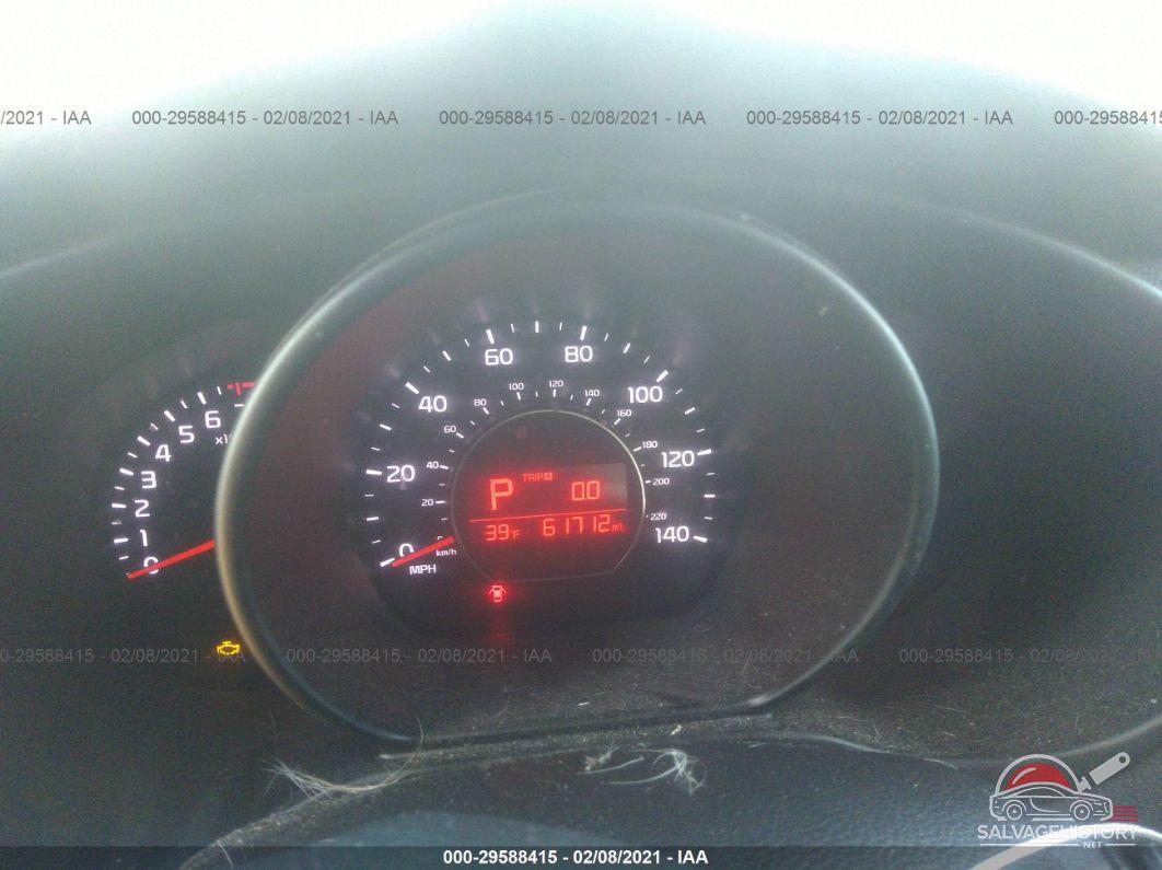 KNDJN2A27G7872338 2016 KIA SOUL photo no. 7