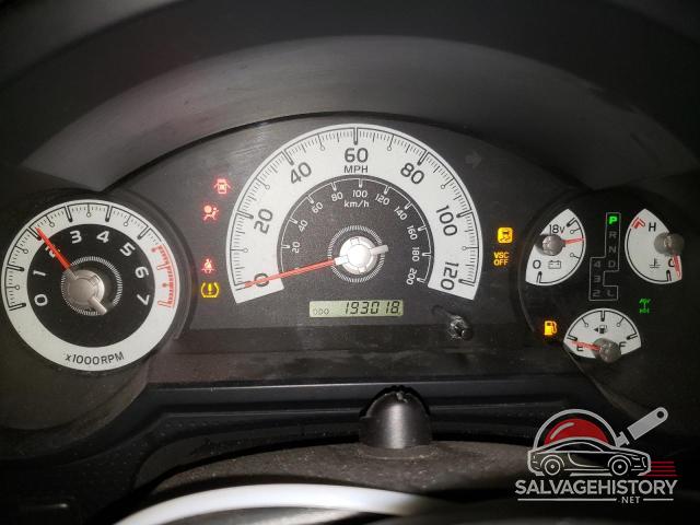 JTEBU11F98K056360 2008 TOYOTA FJ CRUISER photo no. 9