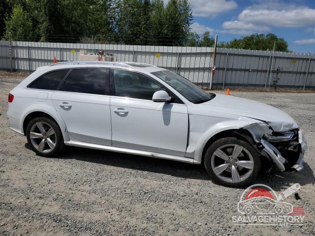 WA1UFAFLXGA005793 2016 AUDI A4 photo no. 4