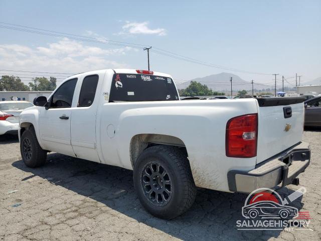 1GCRKSE34BZ132399 2011 CHEVROLET ALL Models photo no. 2