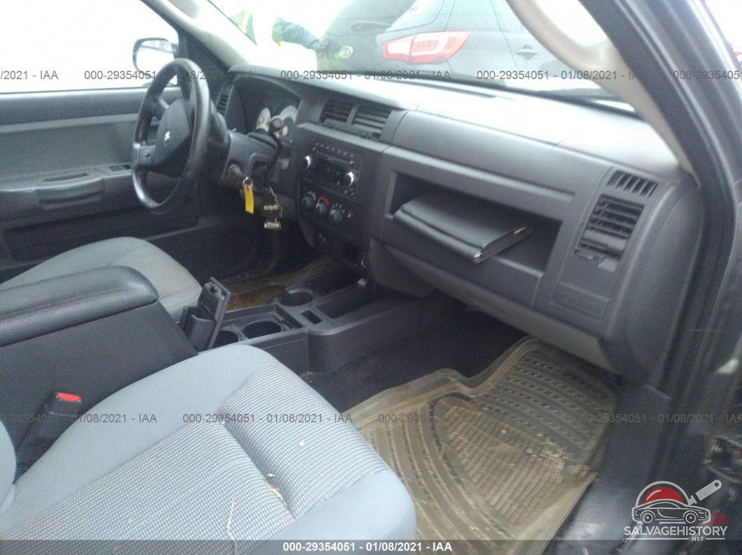 1D7RW3GK6BS653721 2011 RAM DAKOTA photo no. 5