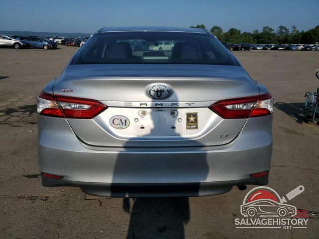 4T1B11HKXJU116250 2018 TOYOTA CAMRY photo no. 6
