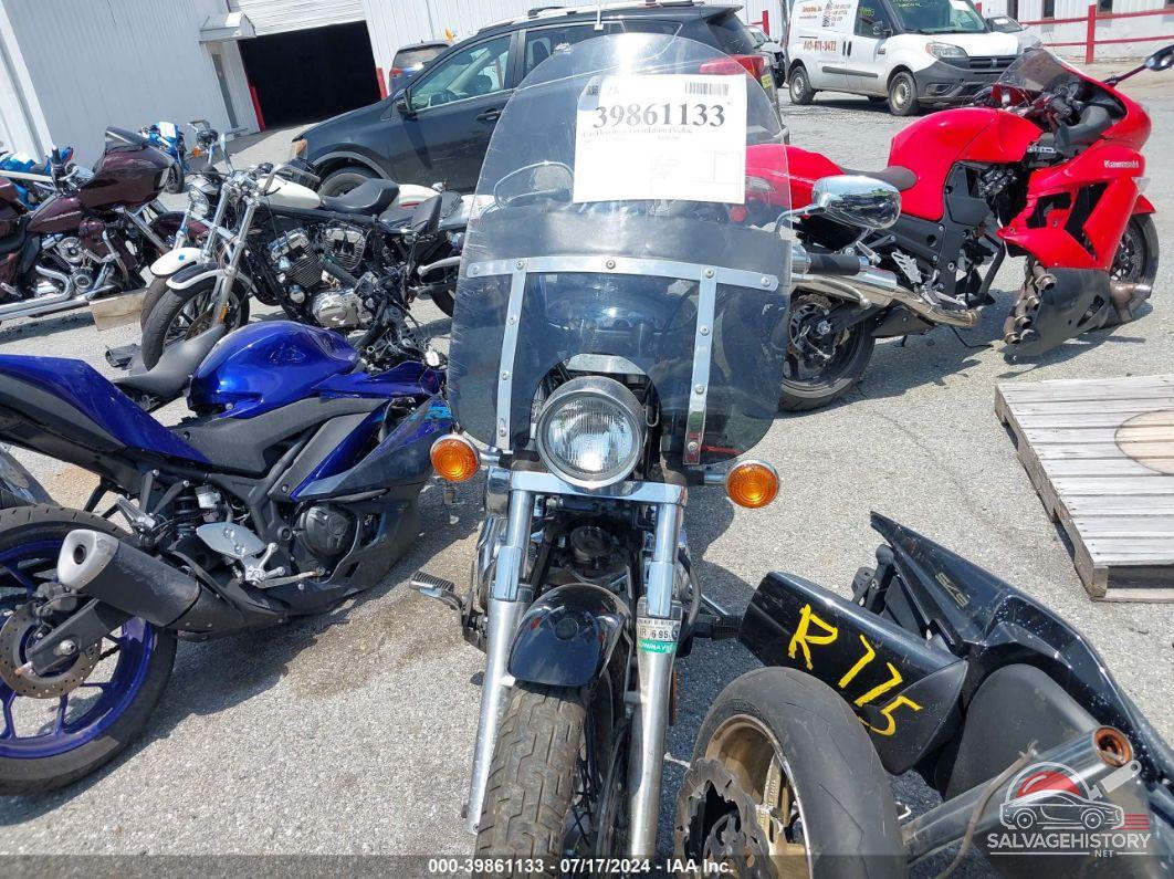 JYAVP11E42A021606 2002 YAMAHA XVS1100 photo no. 5