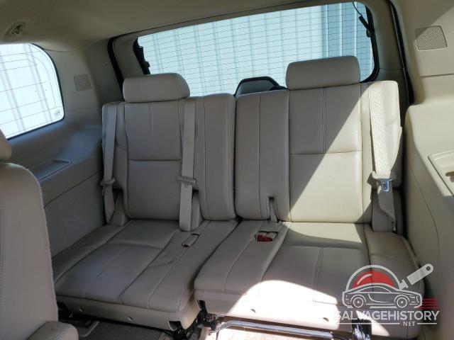 1GNSCBE01DR331571 2013 CHEVROLET TAHOE photo no. 10