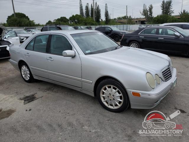 WDBJF65J71B327197 2001 MERCEDES-BENZ E-CLASS photo no. 4