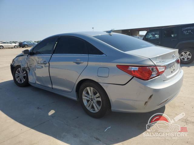 5NPEB4AC0BH228649 2011 HYUNDAI SONATA photo no. 2