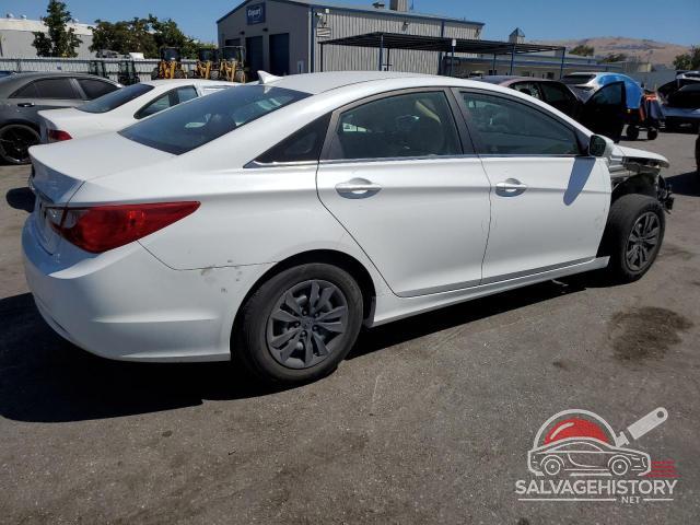 5NPEB4AC2BH147412 2011 HYUNDAI SONATA photo no. 3