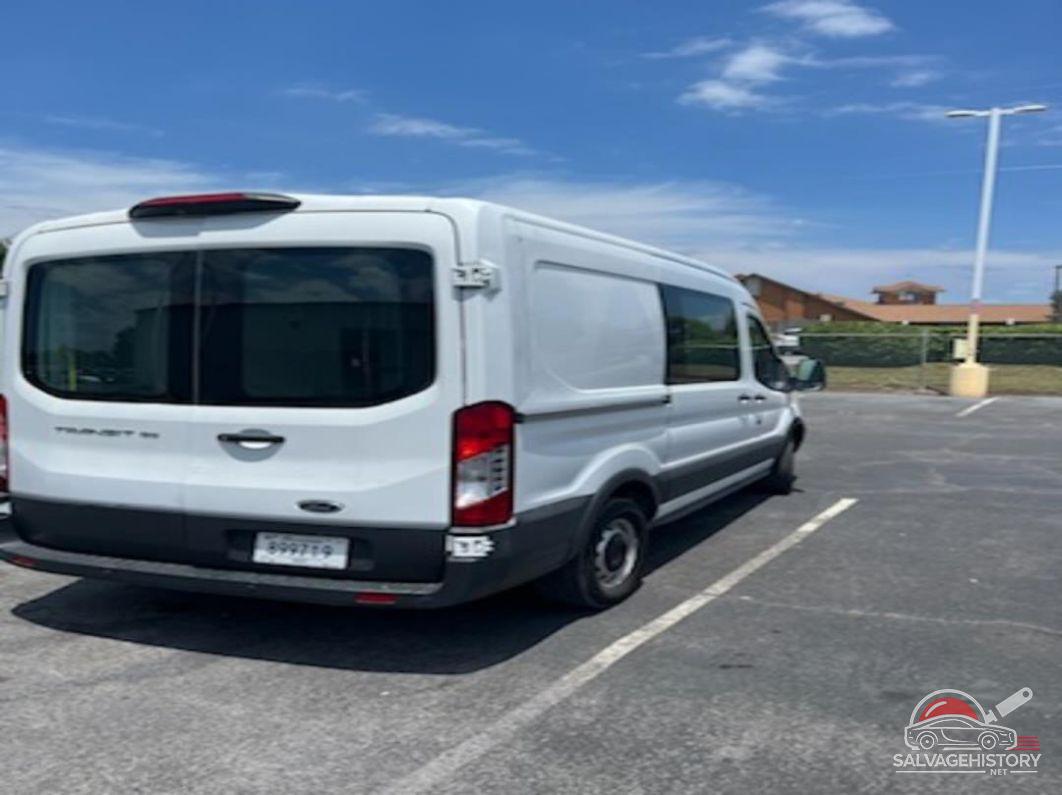 1FTYE1CM7JKB31117 2018 FORD TRANSIT-150 photo no. 9