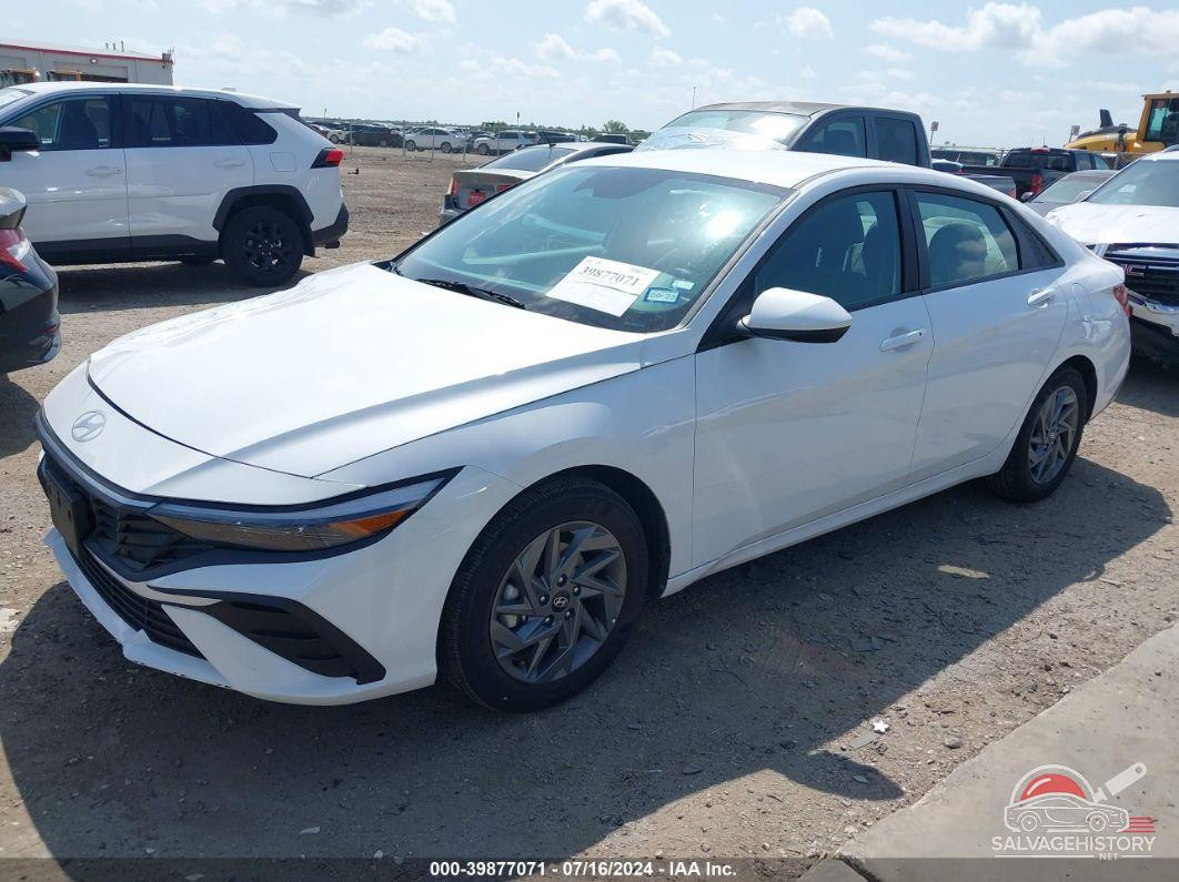 KMHLM4DGXRU654361 2024 HYUNDAI ELANTRA photo no. 2