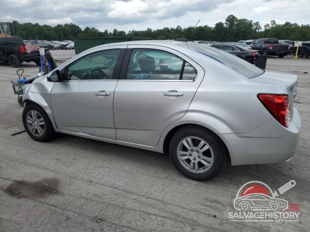 1G1JC5SG5F4137447 2015 CHEVROLET SONIC photo no. 2