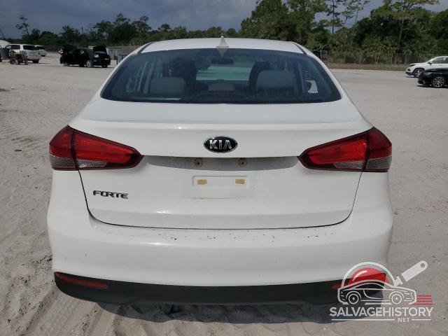 3KPFK4A70HE048821 2017 KIA FORTE photo no. 6