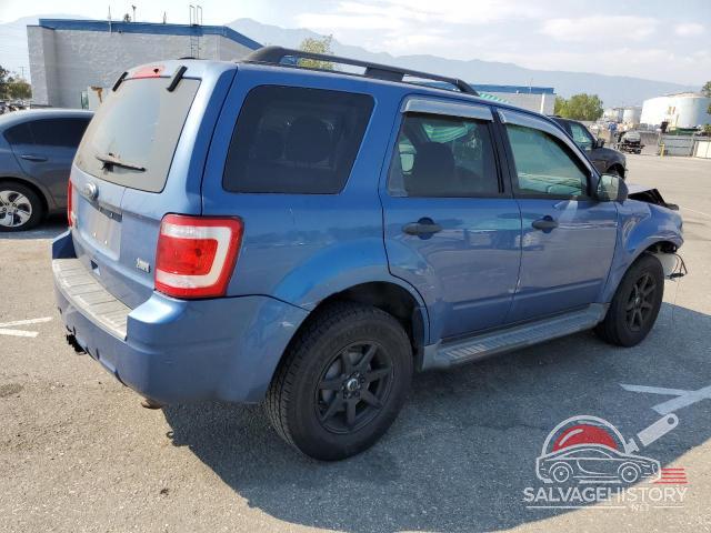 1FMCU9DG4AKB26618 2010 FORD ESCAPE photo no. 3