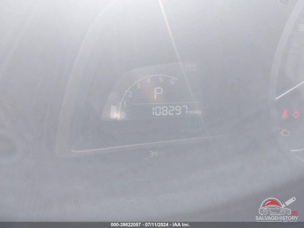 3MYDLBYV2KY510591 2019 TOYOTA YARIS photo no. 7