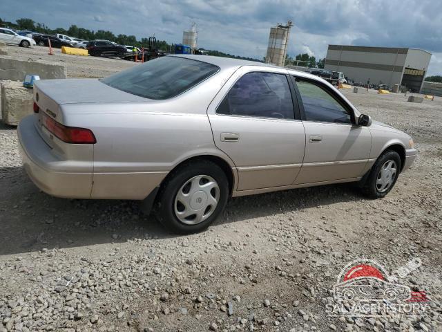 4T1BF22K8WU928721 1998 TOYOTA CAMRY photo no. 3