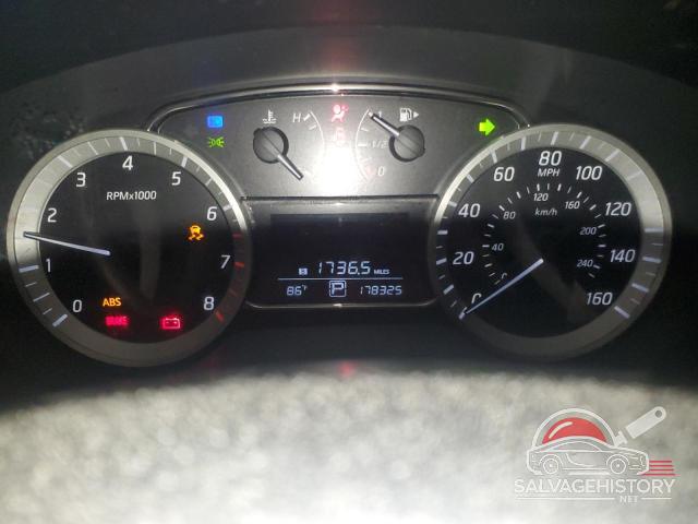3N1AB7AP4FY272202 2015 NISSAN SENTRA photo no. 9