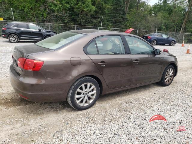 3VWDX7AJ4CM367611 2012 VOLKSWAGEN JETTA photo no. 3