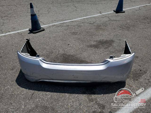3N1CN7AP5JK402886 2018 NISSAN VERSA photo no. 12