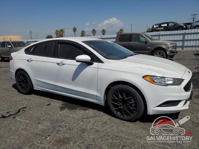 3FA6P0HD9JR253306 2018 FORD FUSION photo no. 4