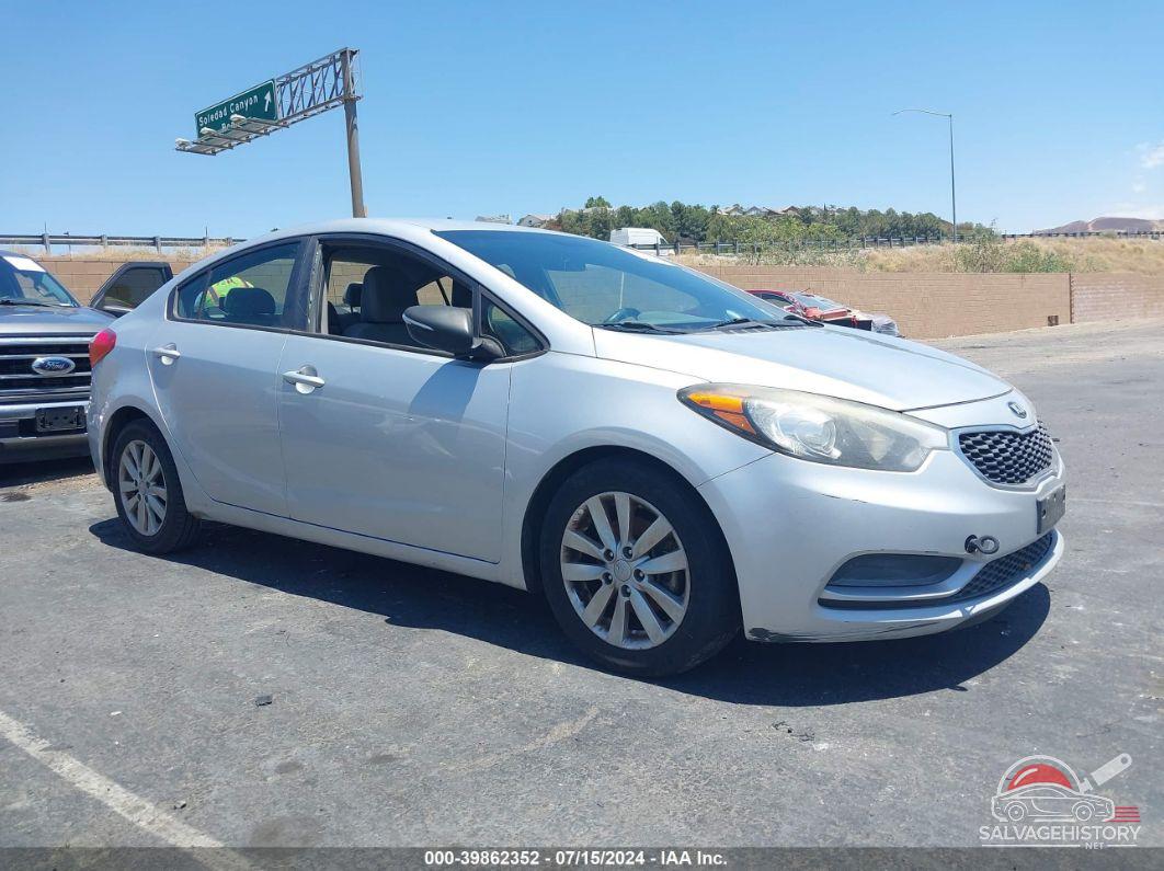 KNAFX4A67F5336835 2015 KIA FORTE photo no. 6