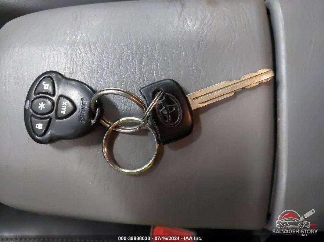 JTEHH20V136096902 2003 TOYOTA RAV4 photo no. 11