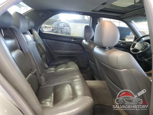 JT8BH28F7W0105339 1998 LEXUS LS400 photo no. 10