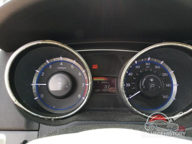 5NPEC4AB8BH260804 2011 HYUNDAI SONATA photo no. 9
