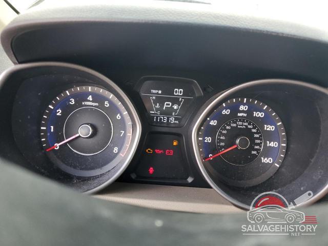 5NPDH4AE4GH776088 2016 HYUNDAI ELANTRA photo no. 9