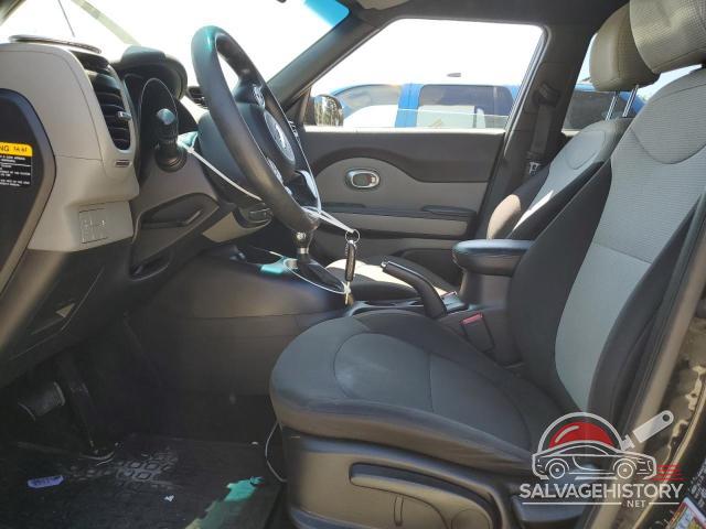 KNDJN2A22F7230320 2015 KIA SOUL photo no. 7