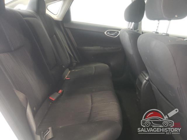 3N1AB7APXJY250469 2018 NISSAN SENTRA photo no. 10