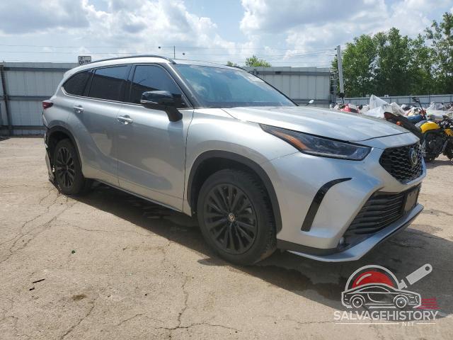 5TDKDRAH8PS021689 2023 TOYOTA HIGHLANDER photo no. 4