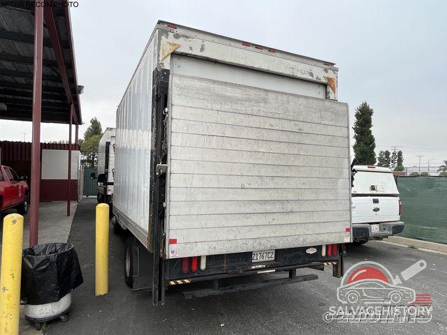 1GB6GUCGXG1221524 2016 CHEVROLET EXPRESS G4500 photo no. 3