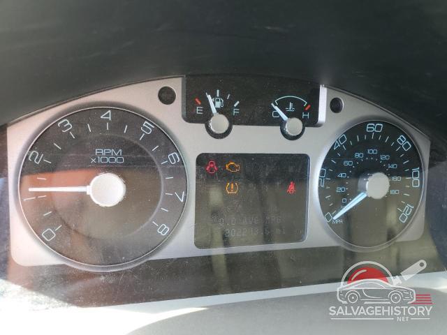 4M2CN8BG3AKJ28031 2010 MERCURY MARINER photo no. 9