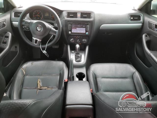 3VWD07AJ6EM378617 2014 VOLKSWAGEN JETTA photo no. 8