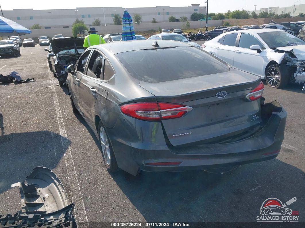 3FA6P0LUXKR148668 2019 FORD FUSION photo no. 3