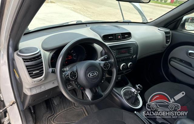 KNDJN2A29E7724754 2014 KIA SOUL photo no. 9