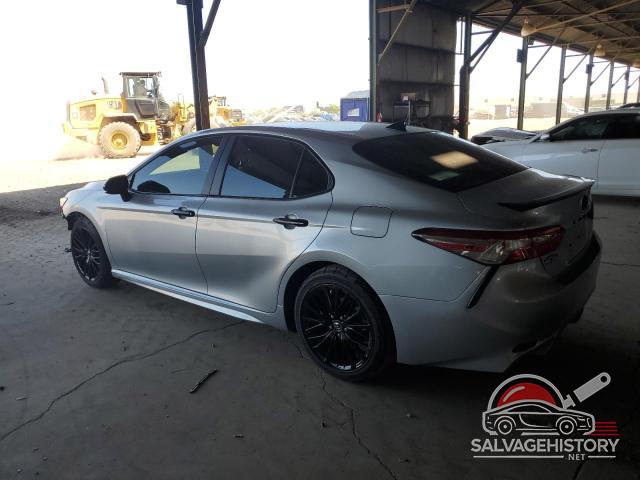 4T1G11AK9LU349569 2020 TOYOTA CAMRY photo no. 2