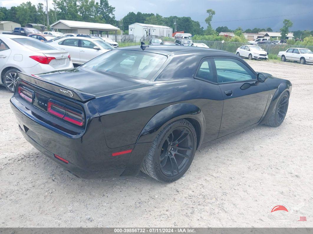 2C3CDZAG4HH572556 2017 DODGE CHALLENGER photo no. 4