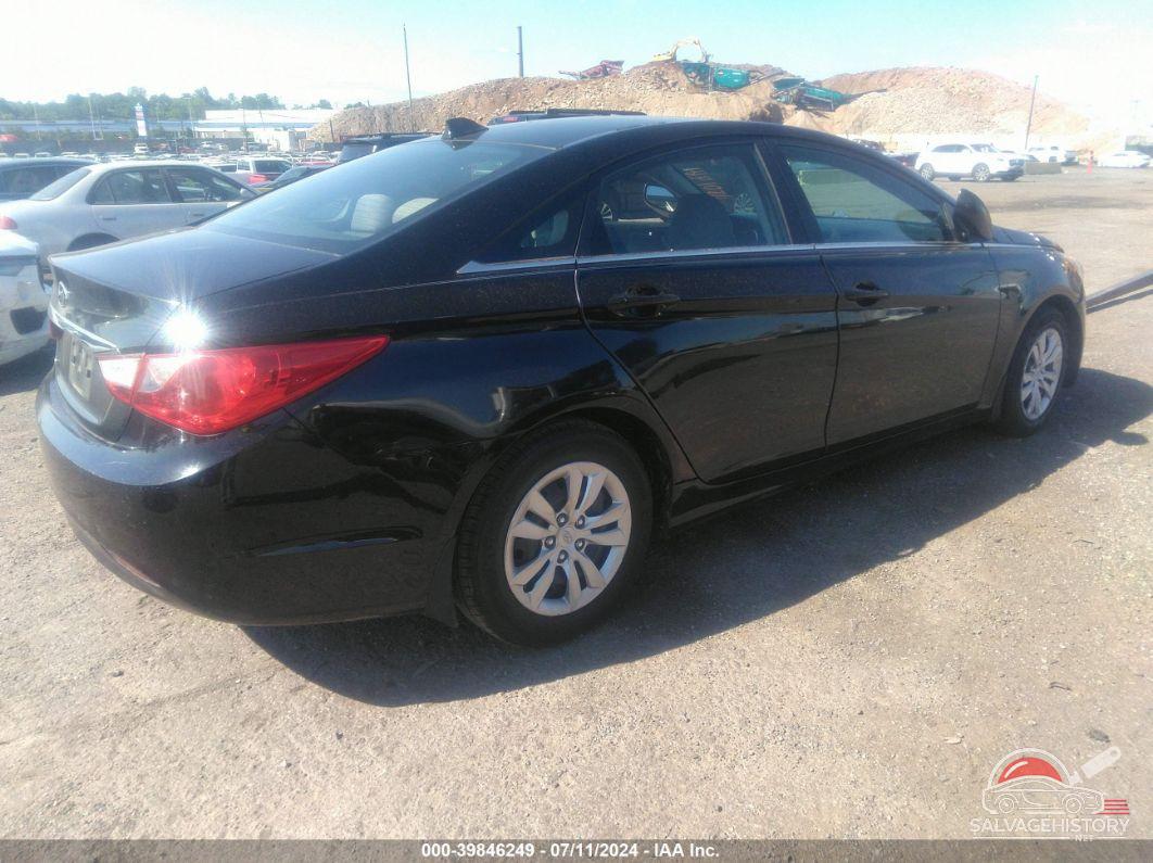 5NPEB4AC3DH510920 2013 HYUNDAI SONATA photo no. 4