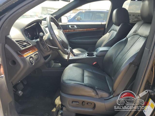 2LMHJ5NK5JBL02472 2018 LINCOLN MKT photo no. 7