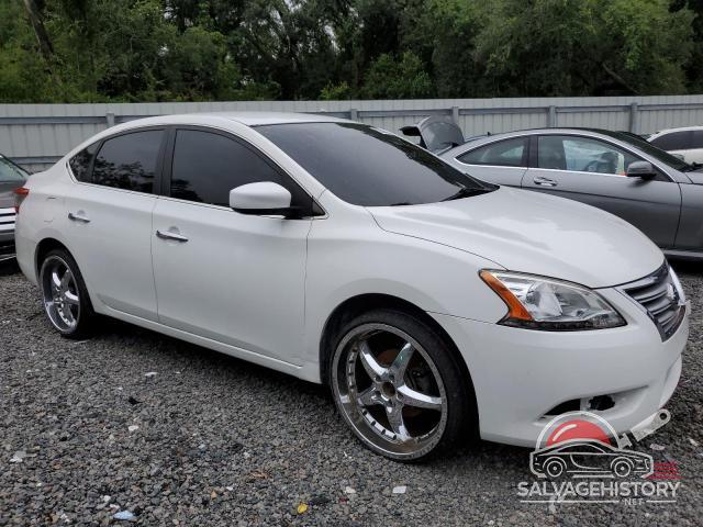 3N1AB7AP4FY241869 2015 NISSAN SENTRA photo no. 4