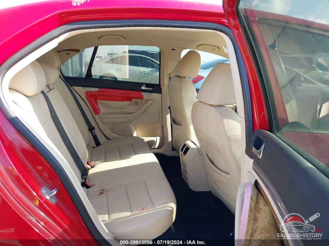 3VWAX7AJ6AM153798 2010 VOLKSWAGEN JETTA photo no. 8