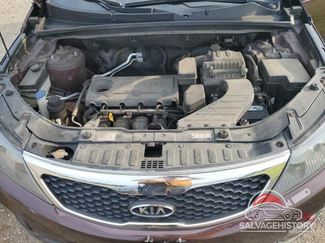 5XYKTCA19BG085796 2011 KIA SORENTO photo no. 12