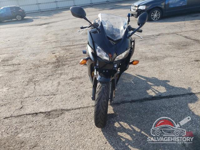 MLHPC446XF5201540 2015 HONDA CBR CYCLE photo no. 2